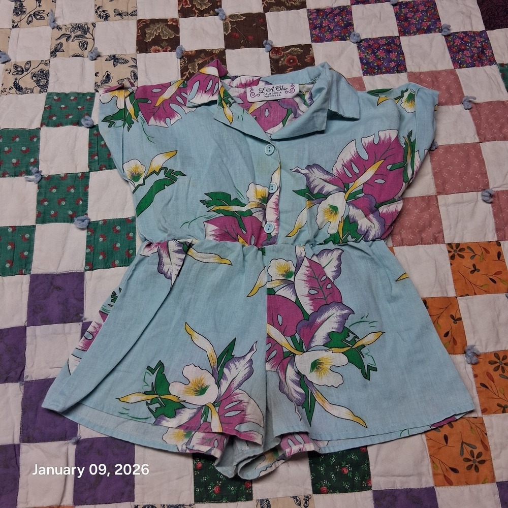 VINTAGE Little Girls Floral Print Blue Romper LA Chic Size 2 Made in‎ USA